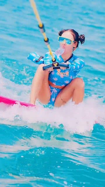 五彩泡沫