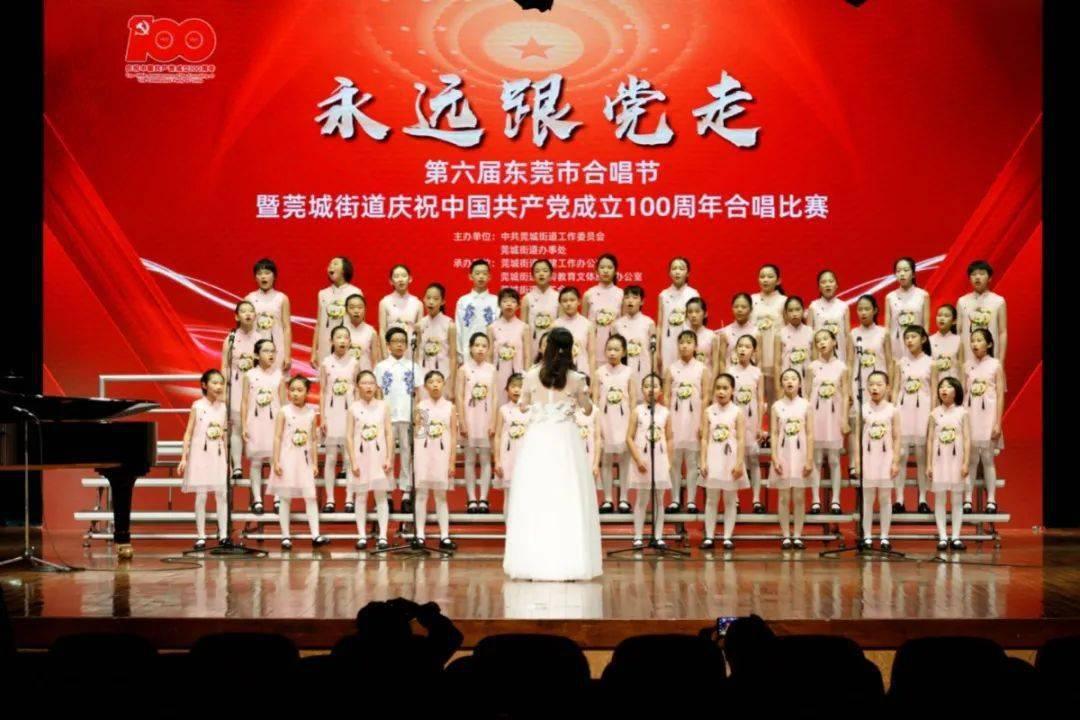 “野马”姜文,爱过刘晓庆、甩过宁静,如今被小15岁娇妻牢牢拴住