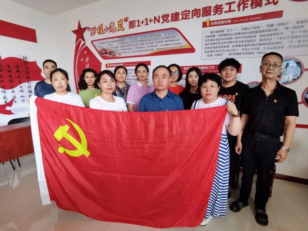 逃出郊外露营地