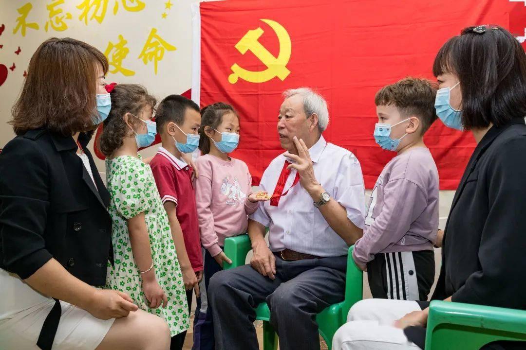 卑鄙的小妖精