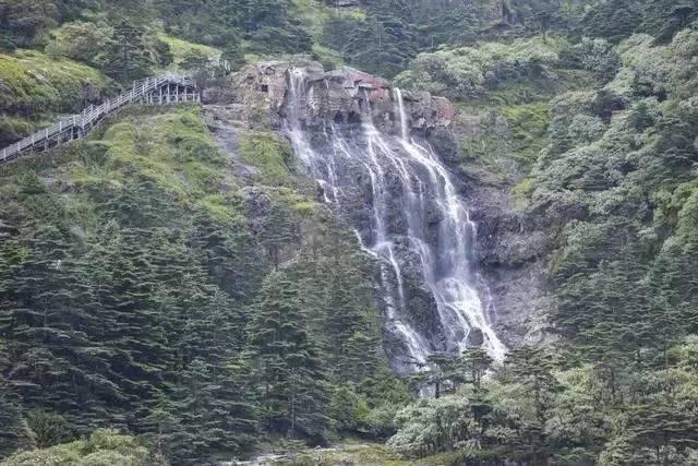 密室逃脱3之办公大厦