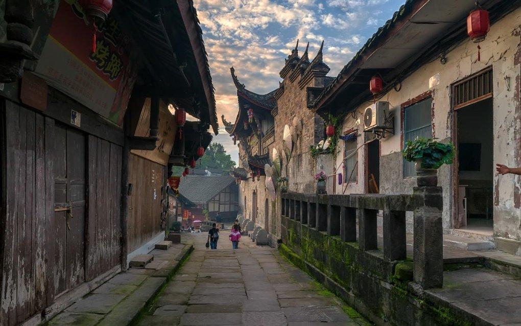 连云港以文化使命感推进“镜花缘文化”活动与地方经济文化协同发展