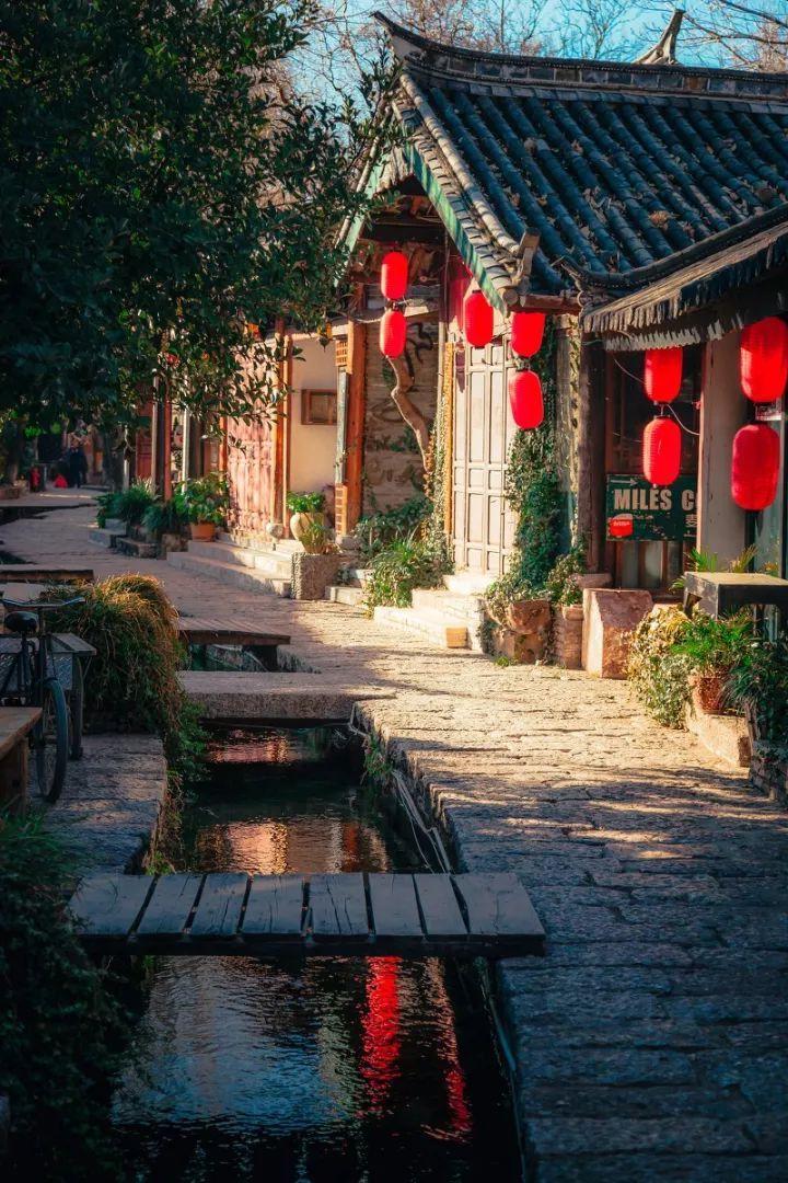 为什么现在穿高跟鞋的人越来越少了？