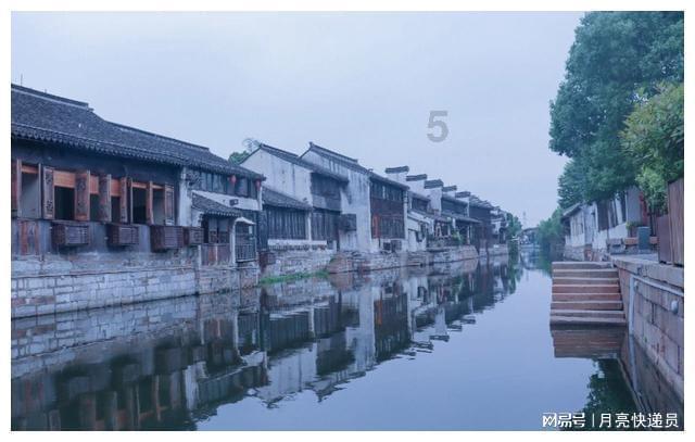 西瓜大的好吃还是小的?游戏画面