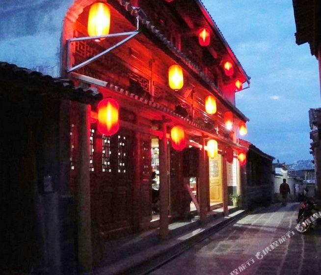 京东公益“星光传递”计划圆满完成 向百余所小学捐赠图书近7万本