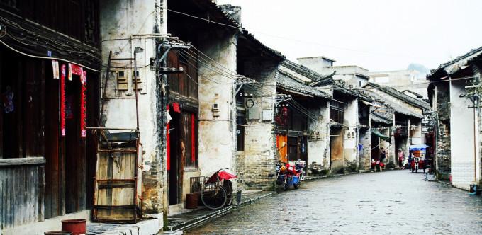 首届“城市杯”羽毛球混合团体挑战赛在南昌开赛